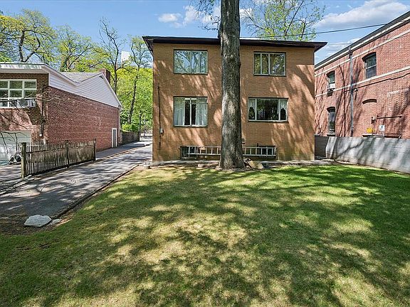 4th image of 4534 Henry Hudson Pkwy E #I