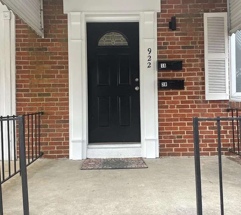922 Dartmouth Rd