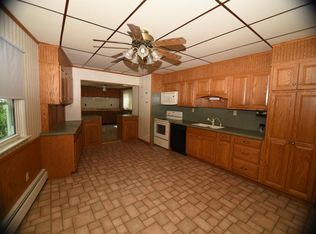 8 Hanover St, New Oxford, PA