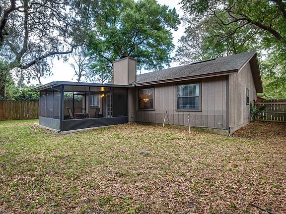 5th image of 1456 Classic Oak Ct