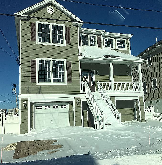 2nd image of 238 Fort Ave