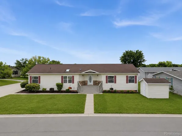 11078 Stony River Ct #522, South Lyon, MI 48178