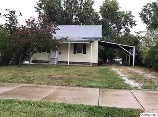 2043 Cherry St, Quincy, IL 62301