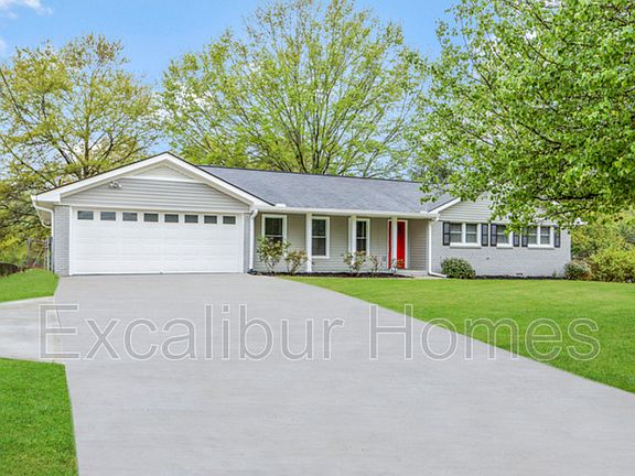 2nd image of 2783 Skyland Dr #2783