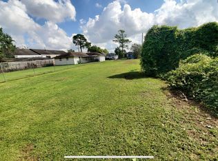 4840 Eastview Dr, New Orleans, LA 70126