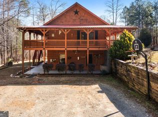 32 Vineyard Rd, Dallas, GA 30132