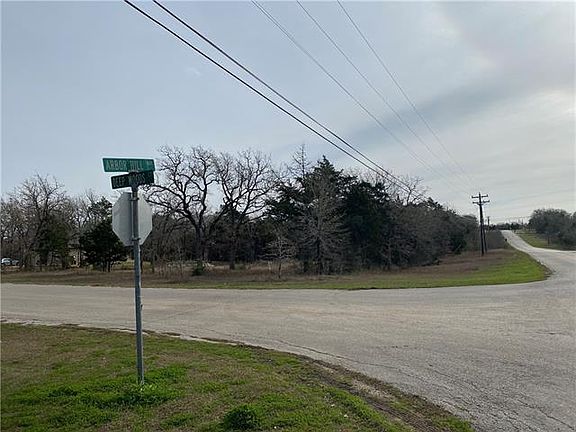 3rd image of 103 Deep Woods  Ct.