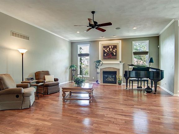 5th image of 12624 Tweed Ct