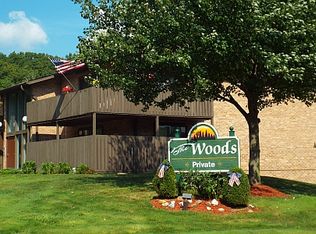 6850 Carriage Hill Dr UNIT D-53, Brecksville, OH 44141
