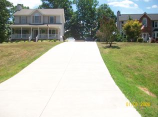 639 Creekridge Dr, Eden, NC 27288