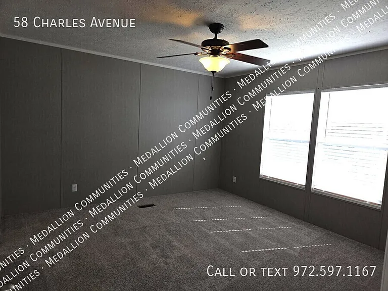 58 Charles Ave — Photo 4