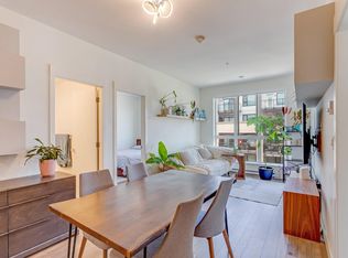 750 Dogwood St #412, Coquitlam, BC V3J4B5
