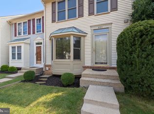 5321 Buxton Ct, Alexandria, VA 22315
