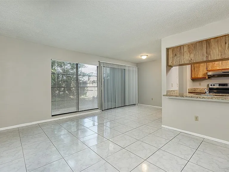2517 E Stanley Matthew Cir — Photo 3