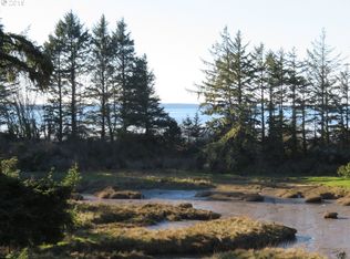 98 Ranta Rd, South Bend, WA 98586