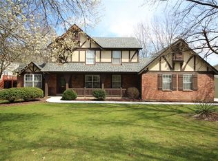 3639 Falcon Ridge Ct, Saint Louis, MO 63129