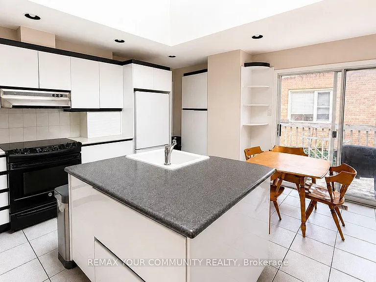 7 Digby Ct #MAIN — Photo 13