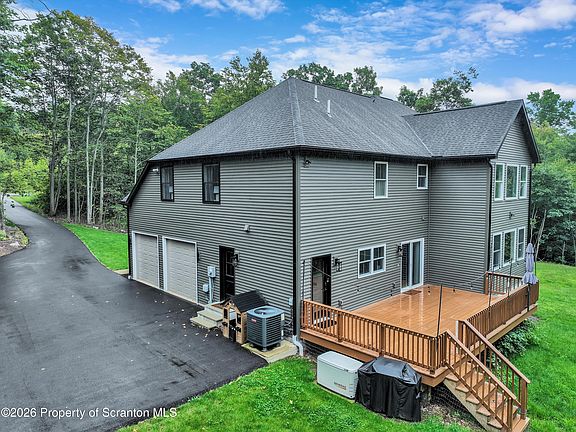 4th image of 100 Highland Rd