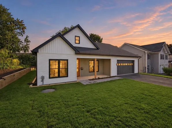 15 McKinley Ave, South Hadley, MA 01075