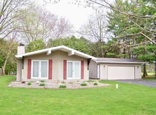 160 N Beechwood St, Warsaw, IN 46582