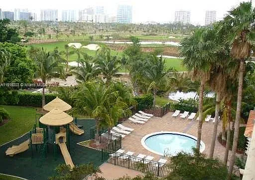 19501 W Country Club Dr #Penthouse 06 — Photo 20