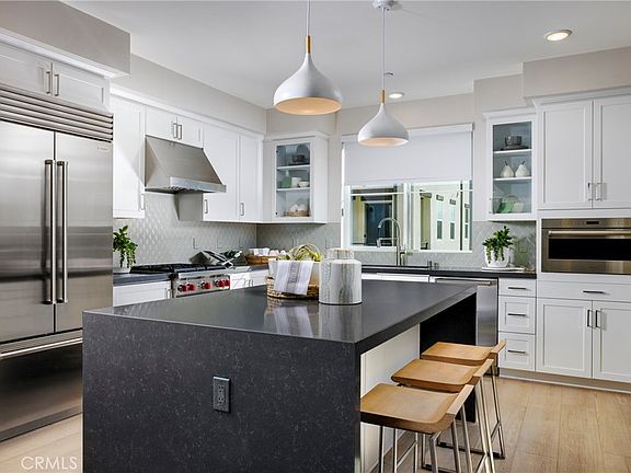 3rd image of 2831 Lavender Pl