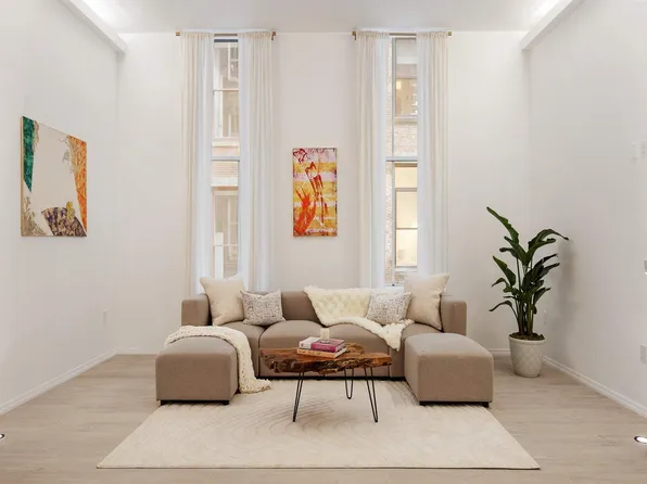 63 Greene Street 2D image 2 of 11