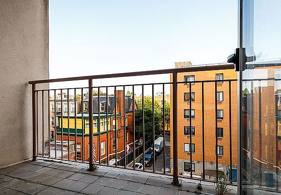 2nd image of 756 Myrtle Ave APT 3B