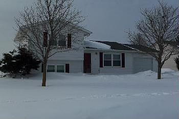 2nd image of 327 Aurora St