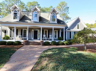 140 Forest Glen Rd, Southern Pines, NC 28387