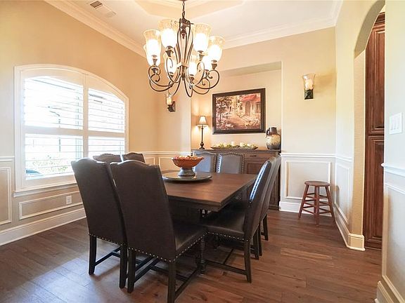5th image of 2304 E Emerald Bend Ct