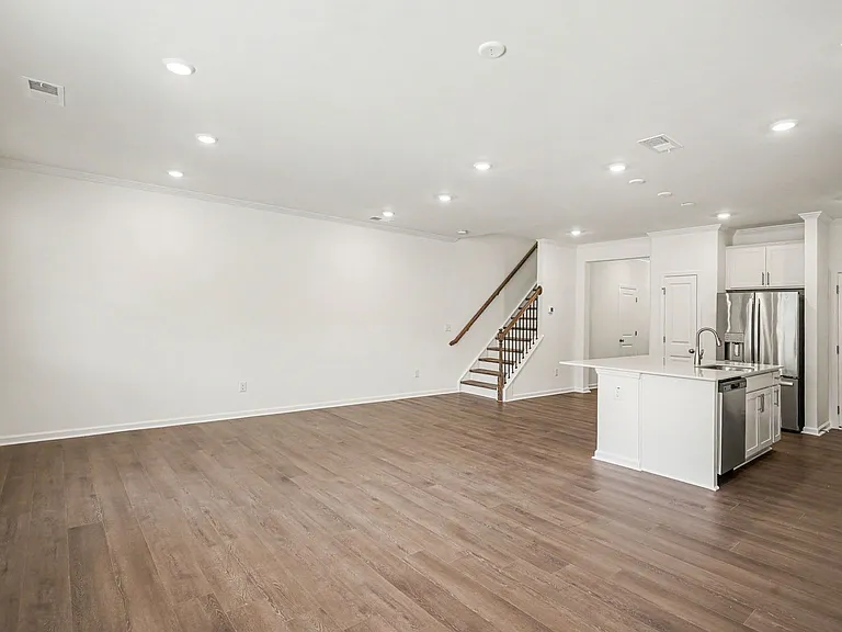 2934 Hickory Field Dr — Photo 6