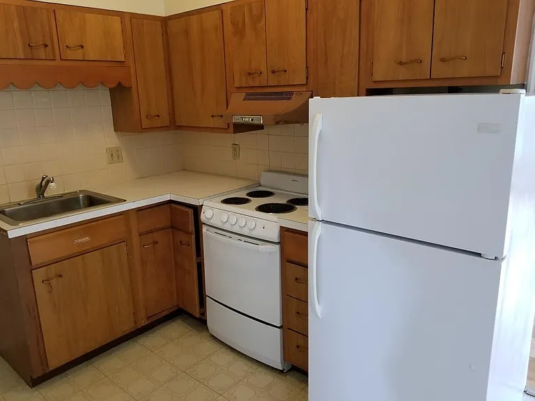 10 Easterly Ave #3 — Photo 1
