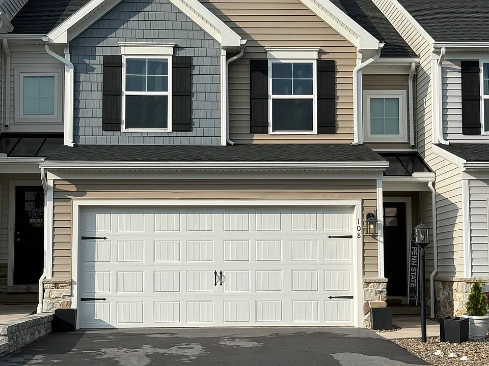108 Broad Oak Ln