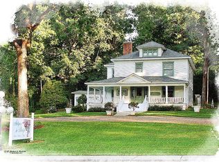 45 Wayah St, Franklin, NC 28734