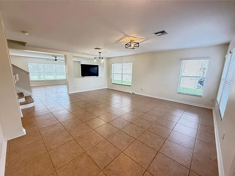 18168 Horizon View Blvd — Photo 8