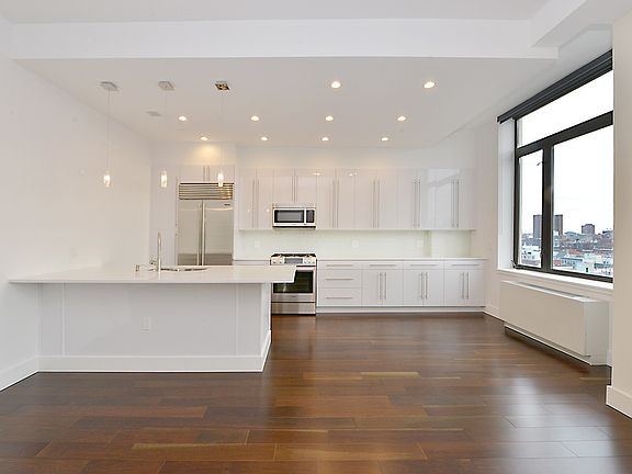 5th image of 380 Lenox Ave Ph C