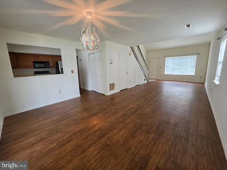 9 Gristmill Dr — Photo 28