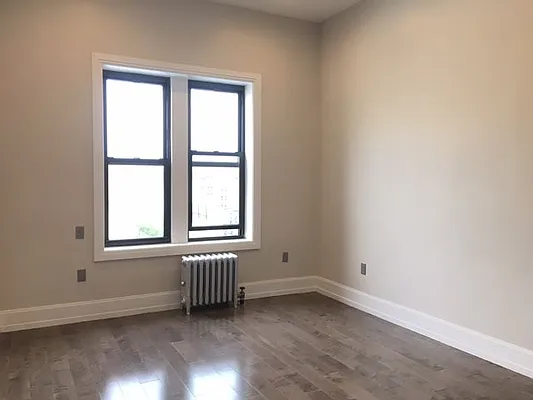 Rented by Lang Realty LLC | media 10