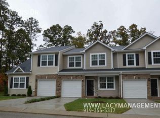 106 Florians Dr, Holly Springs, NC 27540