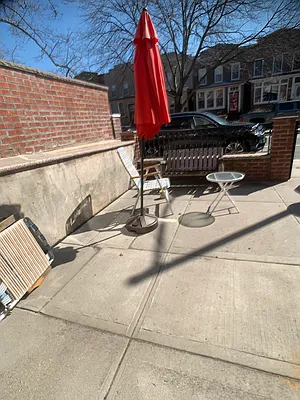 Rented by Catherine A Federer, LREB | media 27