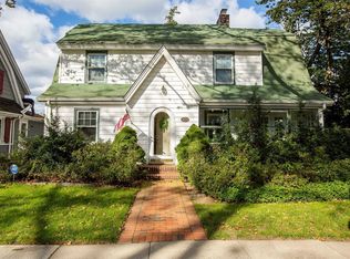 79 Huron Rd, Floral Park, NY 11001