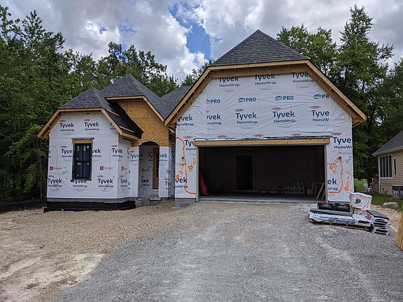 3rd image of 235 Forest Hill Dr
