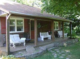 27 N Mitchell Rd, Troy, ME 04987