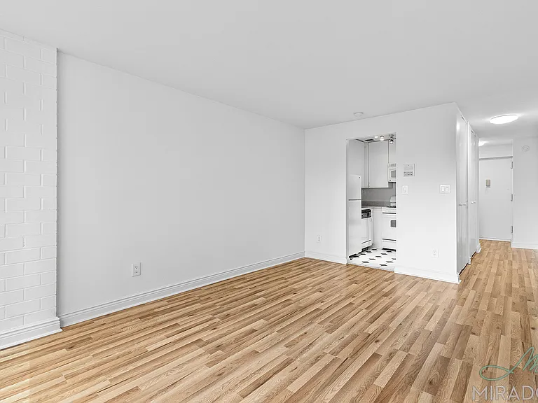 153 E 32nd St #6G — Photo 4