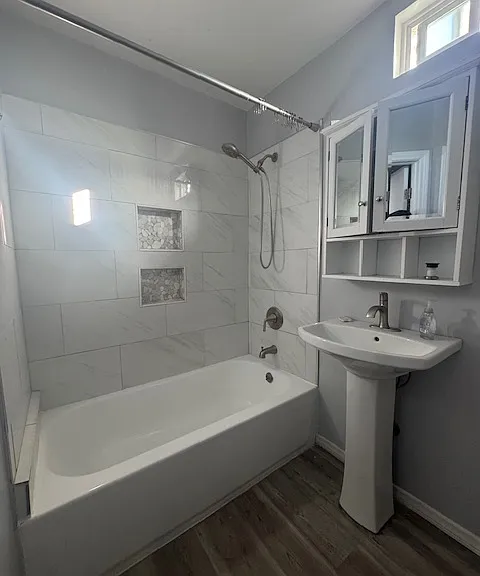 636 W 75th St #1/2 — Photo 6