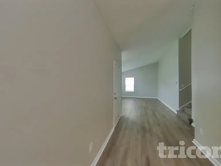 4020 Waterfield Dr — Photo 4