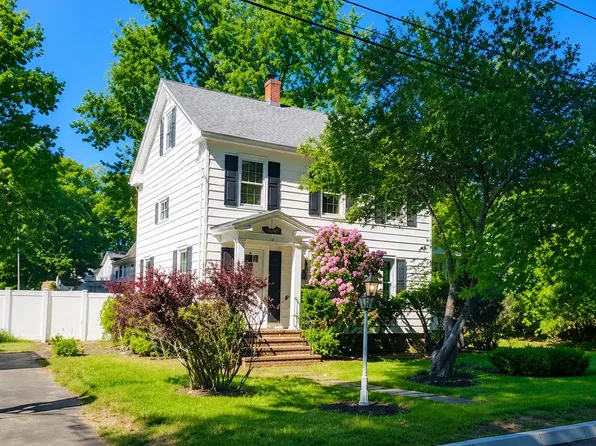 19 Beechwood Avenue, Westbrook, ME 04092