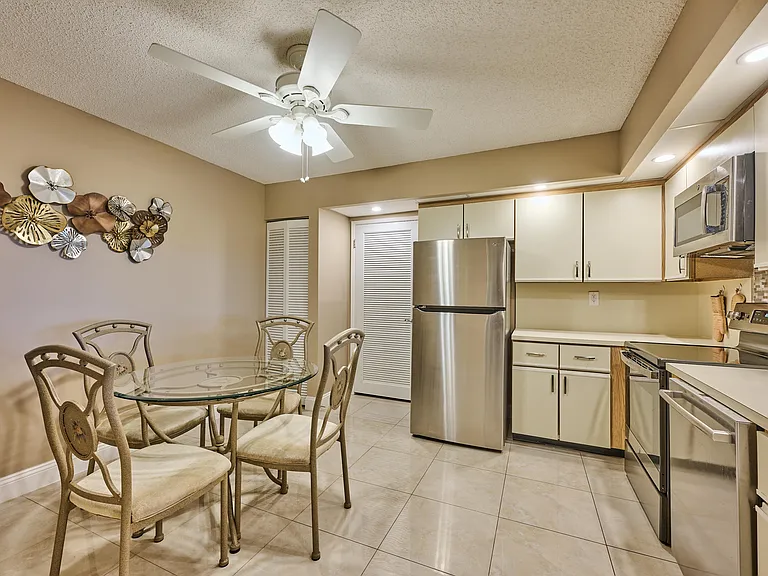 3420 S Ocean Blvd #8W — Photo 58