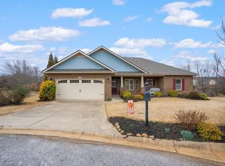 18 Choppee Ct, Simpsonville, SC 29681
